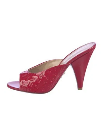Pre-owned Louis Vuitton Patent Leather Graphic Print Slides In Pink