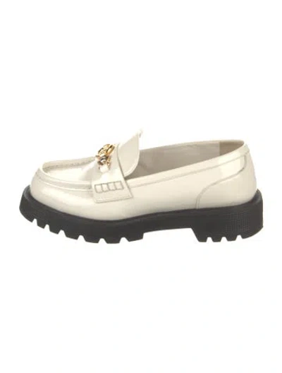Pre-owned Louis Vuitton Patent Leather Loafers In White