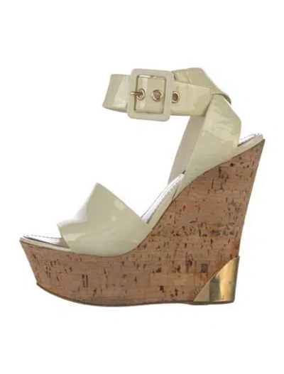 Pre-owned Louis Vuitton Patent Leather Sandals In Neutral