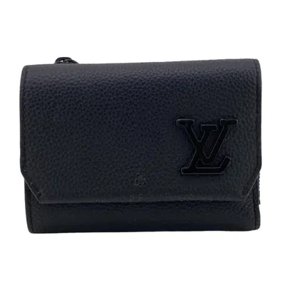 Pre-owned Louis Vuitton Pilot Case Leather Wallet () In Black