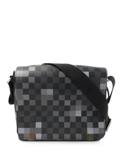 Pre-owned Louis Vuitton Pm Damier Graphite Pixel District Shoulder Bag In Black