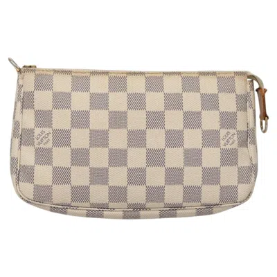 Pre-owned Louis Vuitton Pochette Accessoire White Canvas Clutch Bag ()