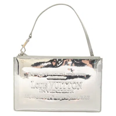 Pre-owned Louis Vuitton Pochette Accessoires Silver Patent Leather Clutch Bag ()