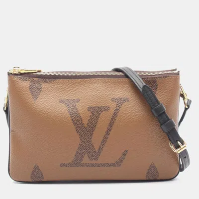 Pre-owned Louis Vuitton Pochette Double Zip Monogram Giant Reverse Shoulder Bag In Sand