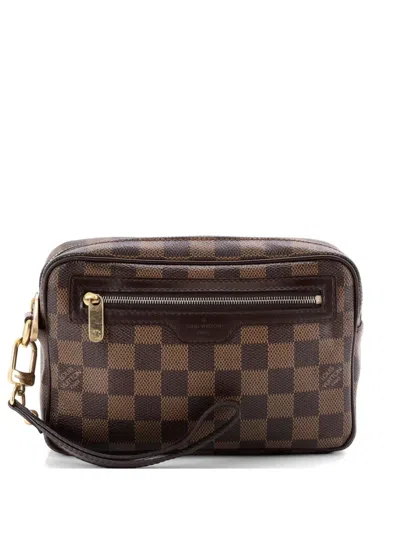Pre-owned Louis Vuitton Pochette Macao Damier Clutch Bag In Brown