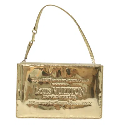 Pre-owned Louis Vuitton Pochette Plat Patent Leather Clutch Bag () In Gold