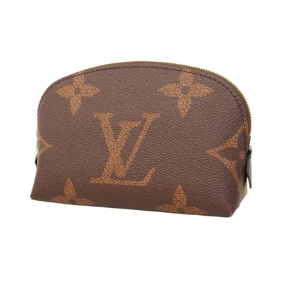 Pre-owned Louis Vuitton Pouch () In Brown