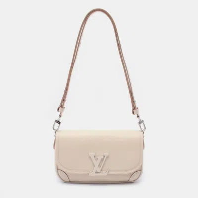 Pre-owned Louis Vuitton Quartz Epi Leather Buci Nm In Sand