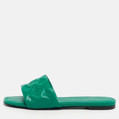 Pre-owned Louis Vuitton Revival Size 39 Green Monogram Embossed Leather Flat Sandals