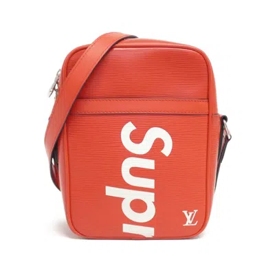 Pre-owned Louis Vuitton Rouge Shoulder Bag ()