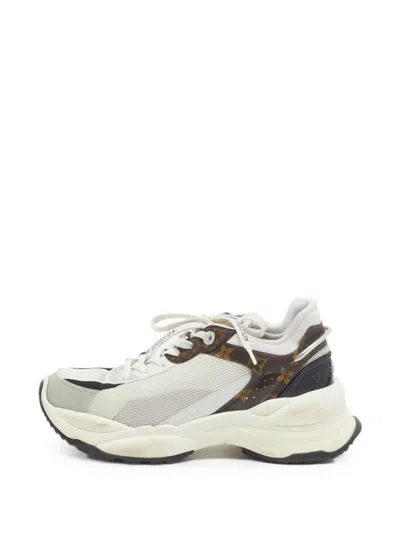Pre-owned Louis Vuitton Run 55 Mesh Sneakers In White