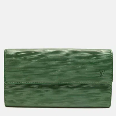 Pre-owned Louis Vuitton Sarah Borneo Green Epi Leather Wallet