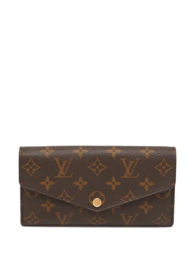 Pre-owned Louis Vuitton 2019 Sarah Monogram Envelope Wallet In Brown