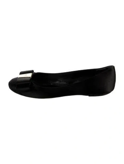Pre-owned Louis Vuitton Satin Ballet Flats In Black
