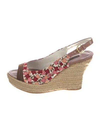 Pre-owned Louis Vuitton Satin Floral Print Pumps In Pink