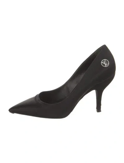 Pre-owned Louis Vuitton Satin Pumps In Black