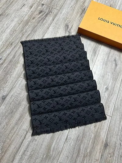 Pre-owned Louis Vuitton Scarf 100% Wool Lv Monogram Classic In Black/gray