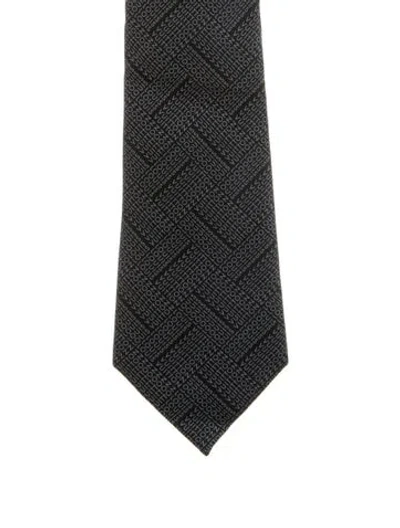 Pre-owned Louis Vuitton Silk Tie In Grey
