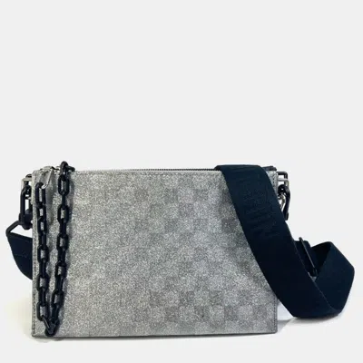 Pre-owned Louis Vuitton Silver Glitter Leather Damier In The Loop Trio Pouch Shoulder Bag