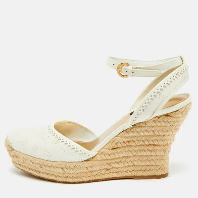 Pre-owned Louis Vuitton Size 38.5 White Monogram Fabric And Patent Leather Slingback Wedge Pumps