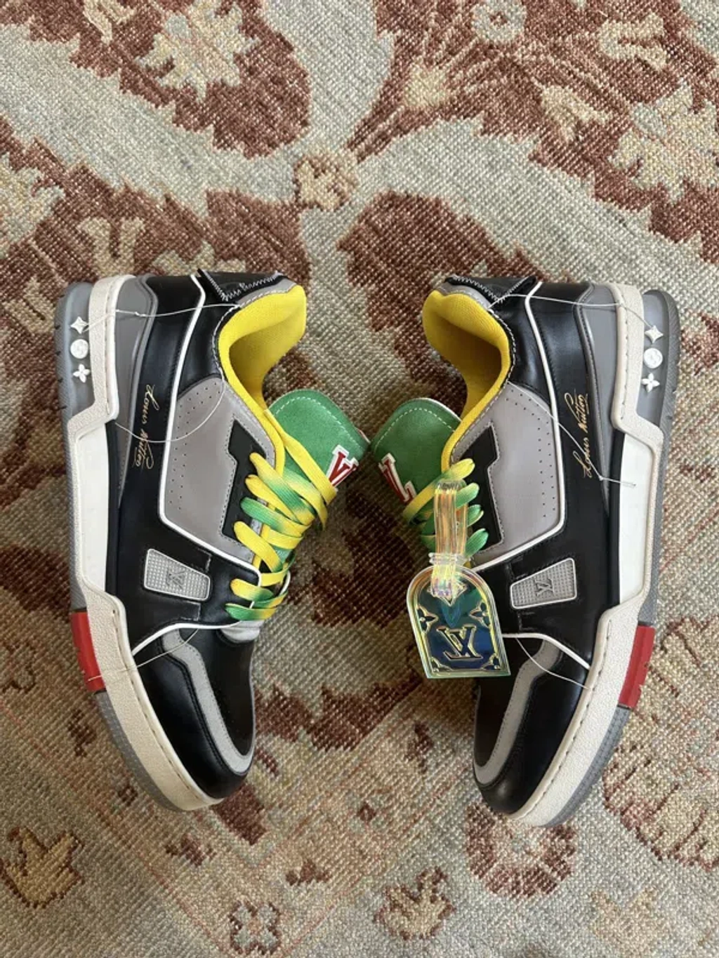 Size 6.5LV/7.5US - Louis Vuitton Trainers SS21 Virgil Abloh Size 6.5LV/7.5US - Louis Vuitton Trainer White/Black  main image 4