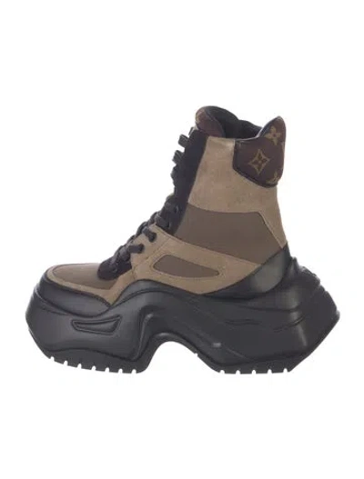 Pre-owned Louis Vuitton Suede Graphic Print Combat Boots W/ Tags In Brown