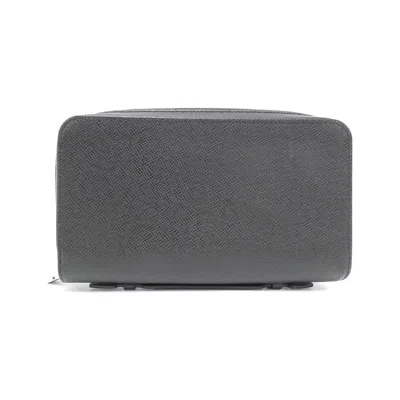 Pre-owned Louis Vuitton Taiga Black Taiga Leather Wallet (bi-fold) ()