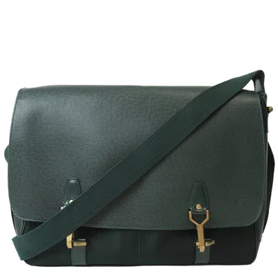 Pre-owned Louis Vuitton Taiga Episea Taiga Leather Shoulder Bag ()