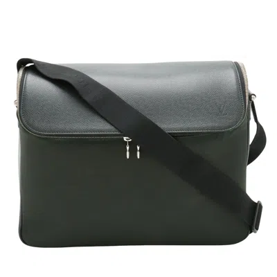 Pre-owned Louis Vuitton Taimyr Black Leather Shoulder Bag ()