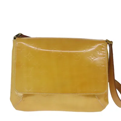 Pre-owned Louis Vuitton Thompson Street Beige Patent Leather Shoulder Bag ()