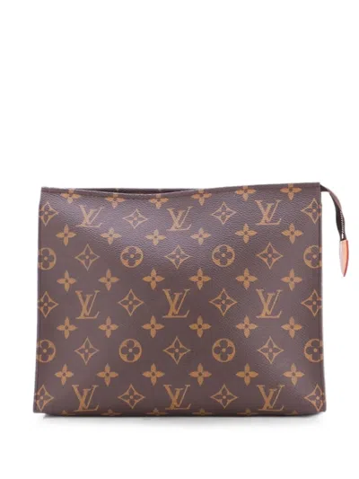 Pre-owned Louis Vuitton Toiletry Pouch Monogram Canvas 26 Clutch Bag In Brown