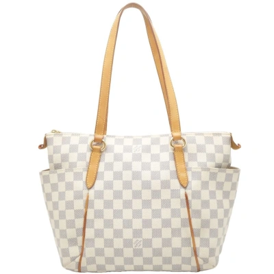 Pre-owned Louis Vuitton Totally Canvas Tote Bag () In White
