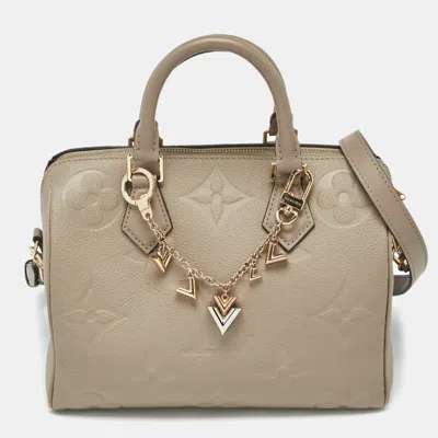 Pre-owned Louis Vuitton Tourterelle Monogram Impreinte Leather Speedy 25 Bandouliere Bag In Sand