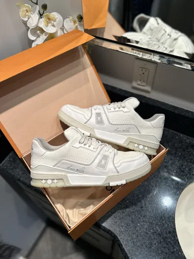 Pre-owned Louis Vuitton Trainer 54 White Size 10.5uk Shoes In Red