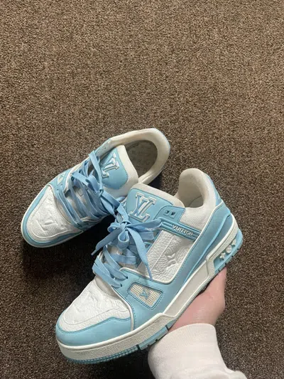 Pre-owned Louis Vuitton Trainers Shoes In Blue