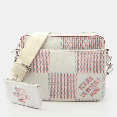Pre-owned Louis Vuitton Trio Messenger Damier Giant Spray Canvas Men's Shoulder Bag In Multi
