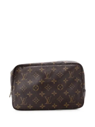 Pre-owned Louis Vuitton Trousse Toiletry Monogram Canvas 23 Pouch In Brown