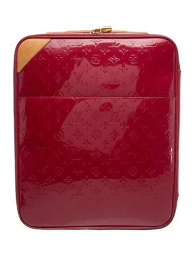 Pre-owned Louis Vuitton Vernis Pégase 45 Suitcase In Red