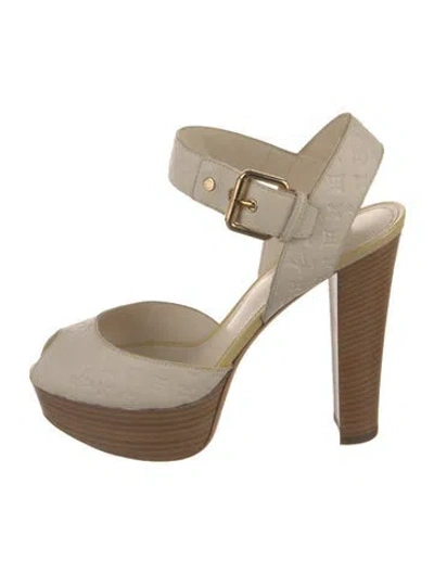 Pre-owned Louis Vuitton Vintage 2008 Pumps In Neutrals