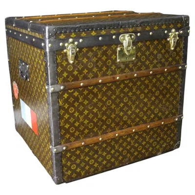 Pre-owned Louis Vuitton Vuitton Trunk,  Steamer Cube Trunk,  Hat Trunk In Brown