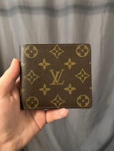 Pre-owned Louis Vuitton Wallet In Brown
