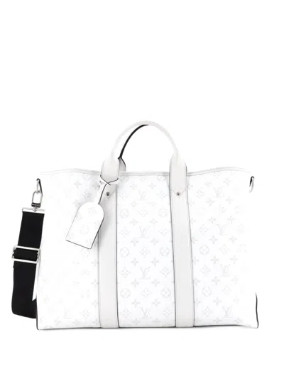 Pre-owned Louis Vuitton Weekend Nm Monogram Taigarama Tote Bag In White