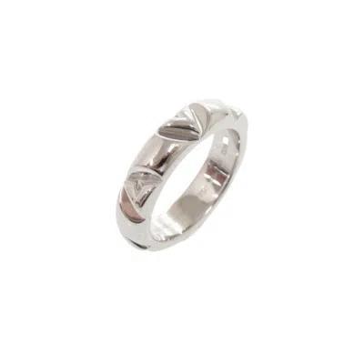 Pre-owned Louis Vuitton White Gold White Gold (18k) Band Ring ()