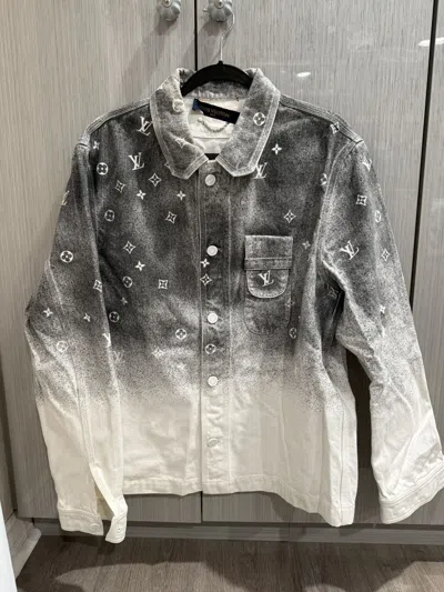 Pre-owned Louis Vuitton White Grey Monogram Spray Denim Overshirt In Gray