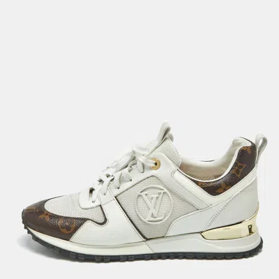Pre-owned Louis Vuitton White Leather And Monogram Canvas Run Away Sneakers Size 38.5