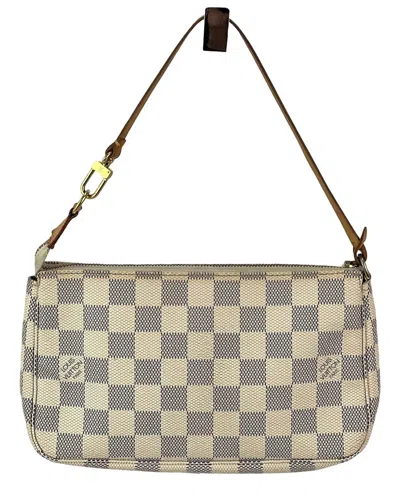 Pre-owned Louis Vuitton White Leather Pochette Accessories (authentic Pre-loved)