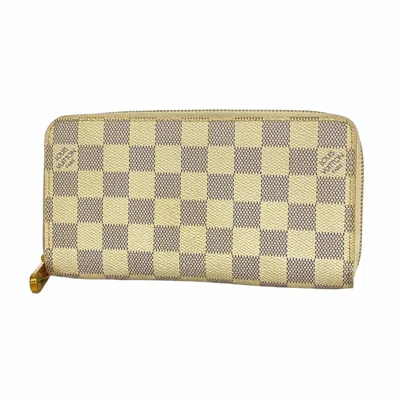 Pre-owned Louis Vuitton White Long Wallet (bi-fold) ()