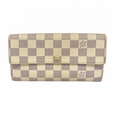 Pre-owned Louis Vuitton White Long Wallet (bi-fold) ()