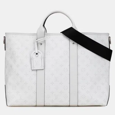 Pre-owned Louis Vuitton White Monogram Taigarama Weekend Tote