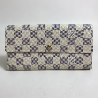 Pre-owned Louis Vuitton White Other Long Wallet (bi-fold) ()
